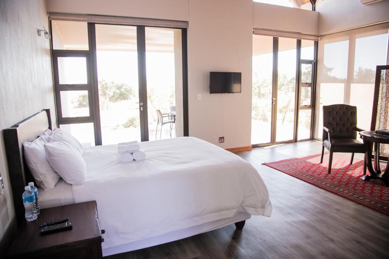 Kuwisa Lodge Бела Бела Екстериор снимка