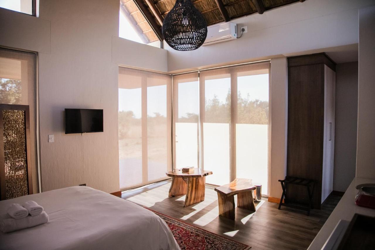 Kuwisa Lodge Бела Бела Екстериор снимка